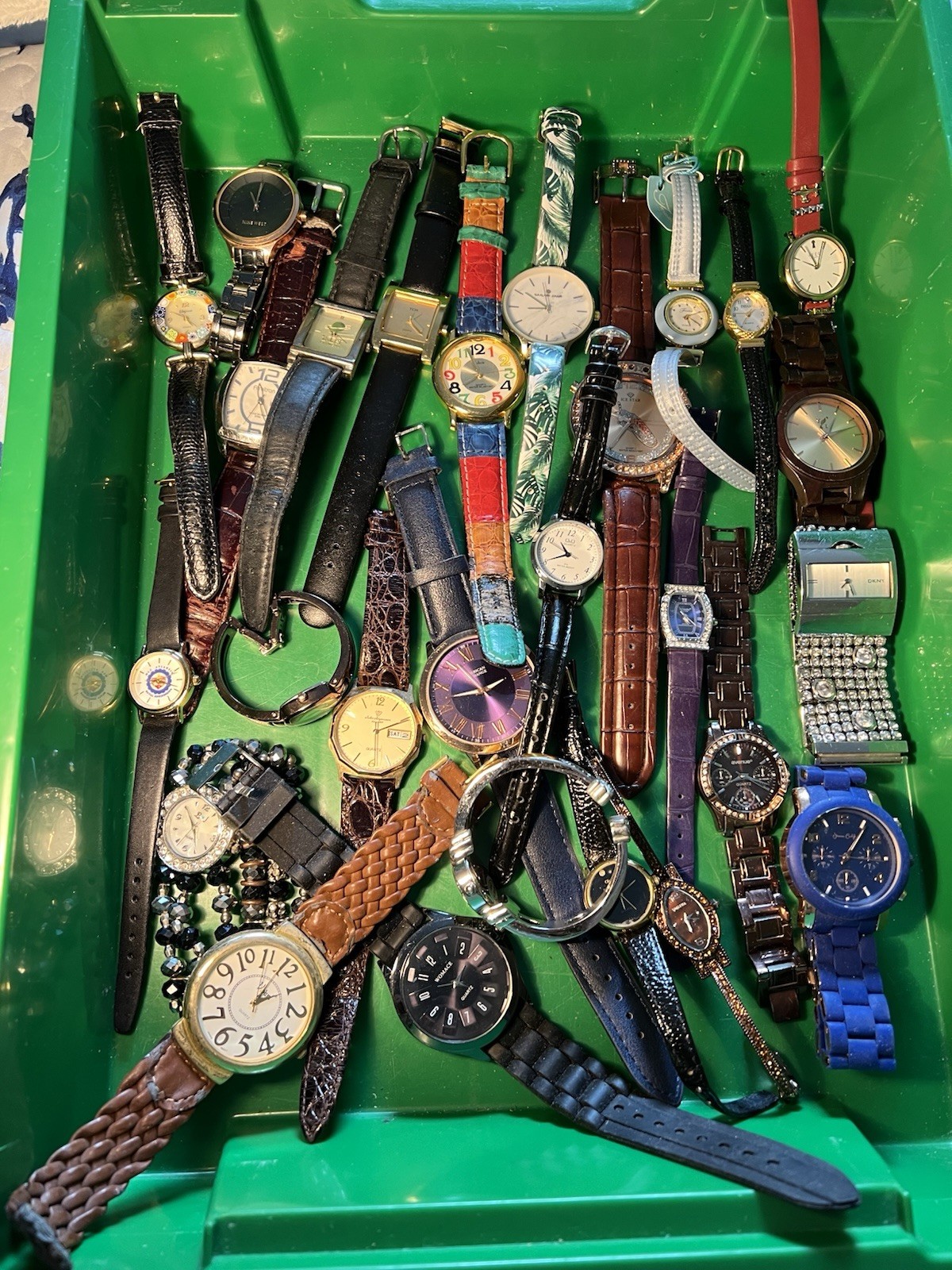 Women’s Designer Watch Lot DKNY, Jessica Carlyle And More 27 Watches