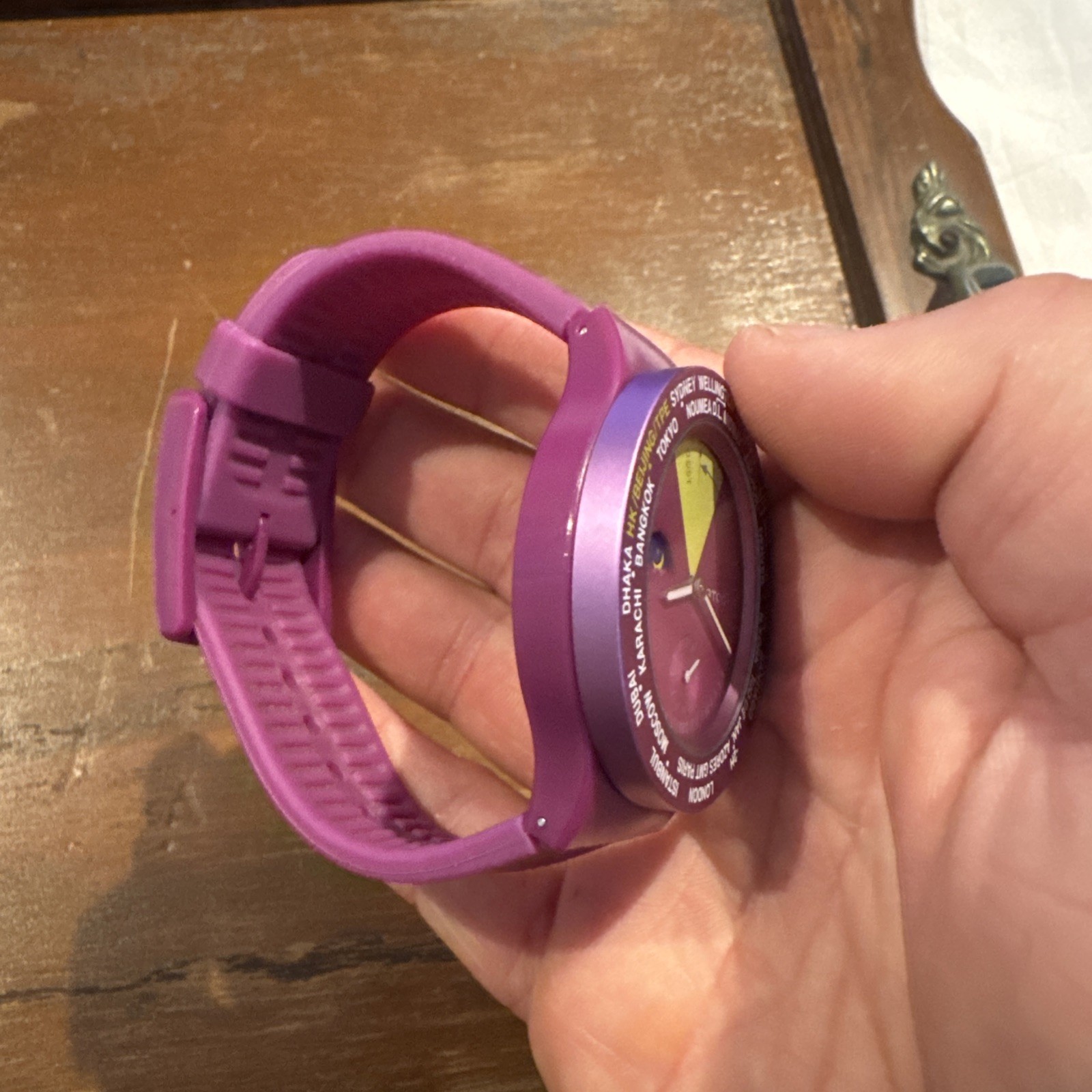 ATOP World Time – Bezel Changing Time Zone!