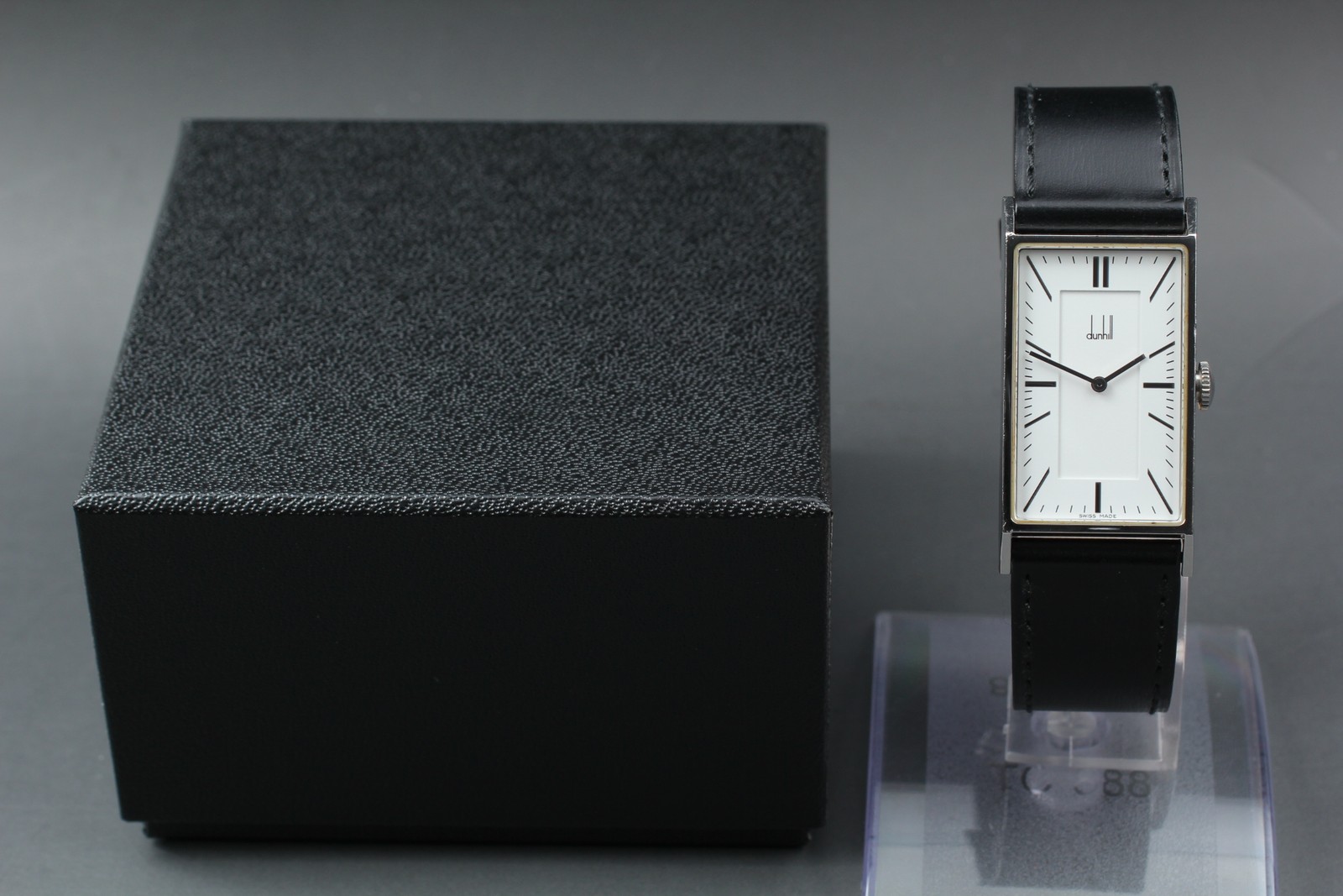 Vintage [N MINT] Dunhill Wafer 8036 Rectangle Quartz 22mm Men’s Swiss Made Watch