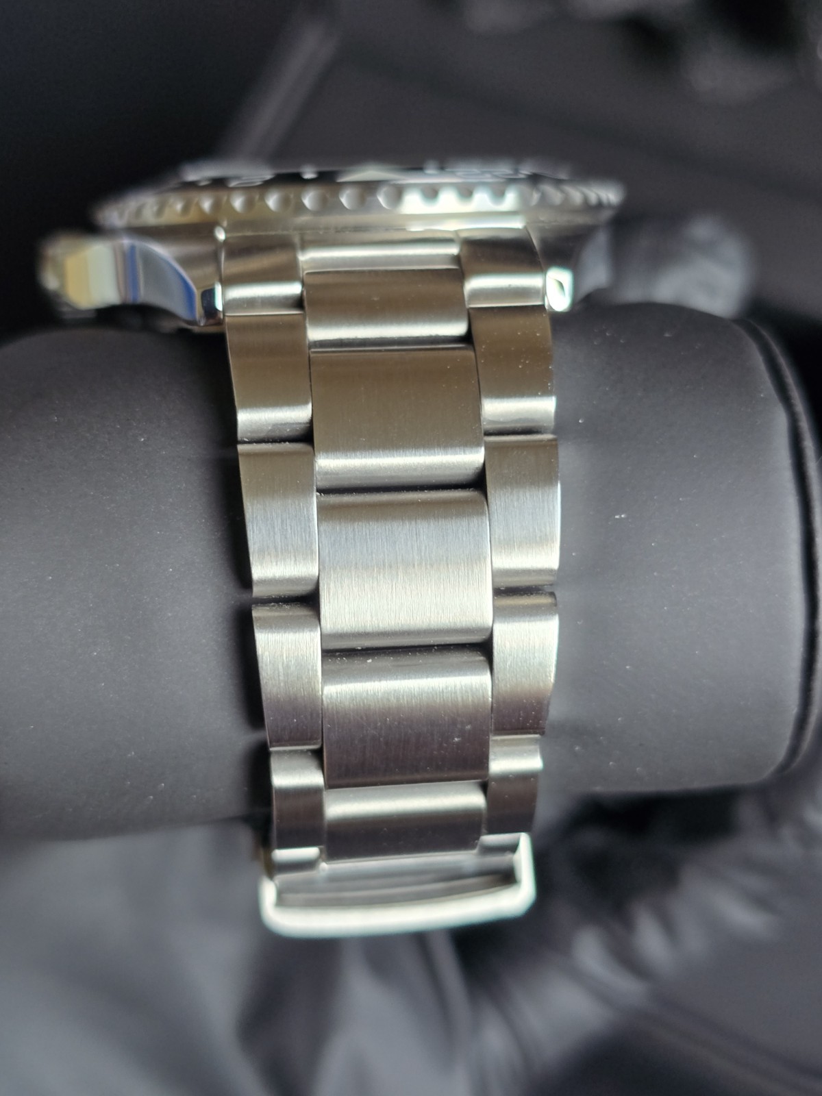 Steinhart Ocean One GMT Micro Adjust Clasp Green/Black Ceramic Bezel 42mm