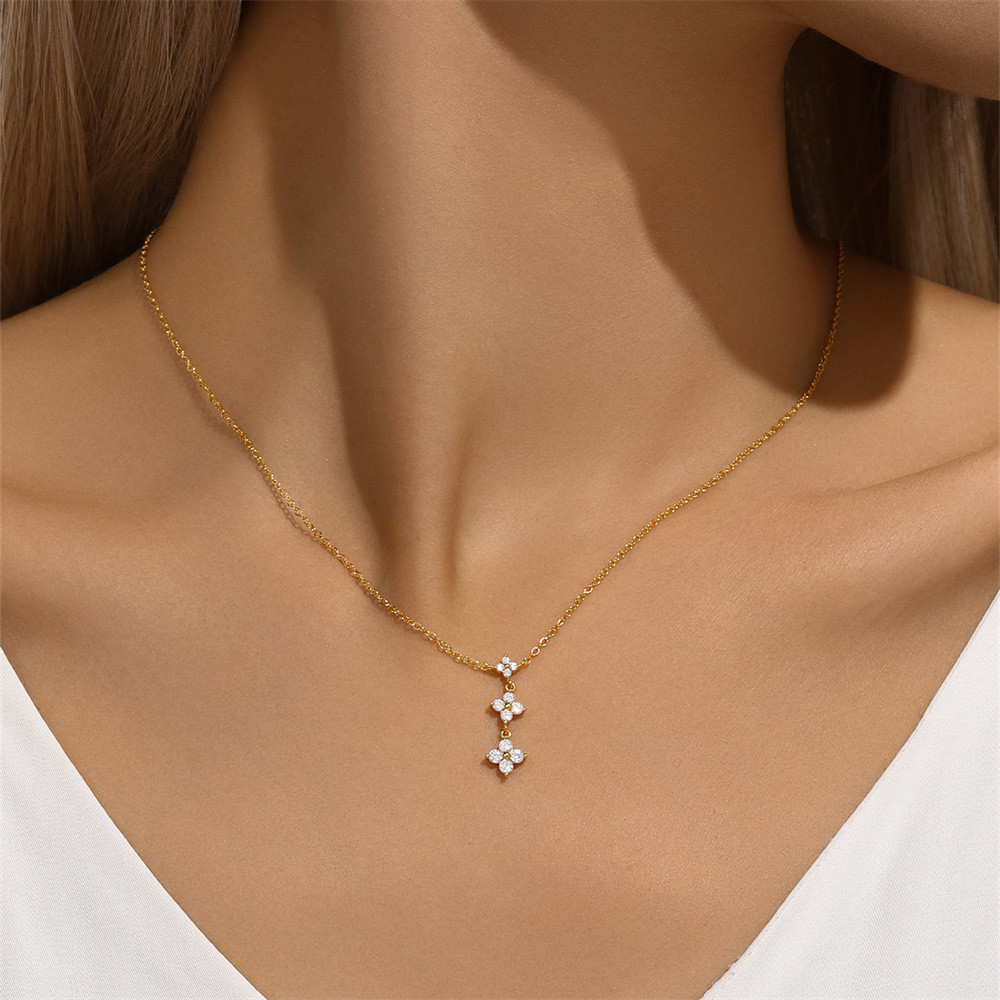 Gold Plated 925 Sterling Silver CZ Four Leaf Clover Pendant Necklace for Women