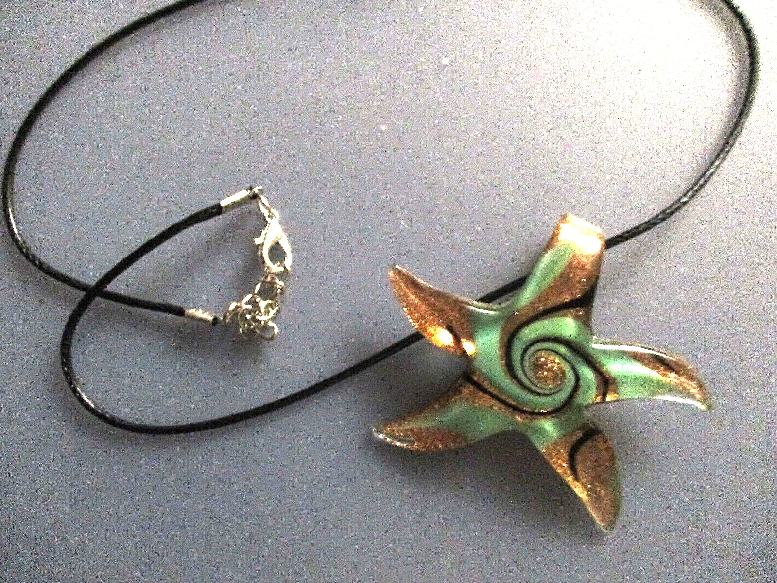 Starfish about 56mm wide, 51mm long, hole: 1pc – Olive, Black + Sand Swirls