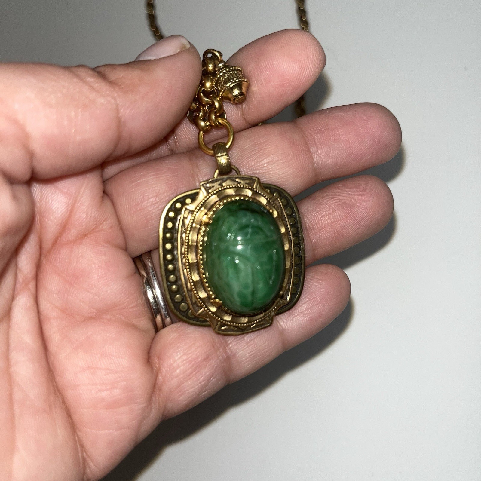 NOS! PATRICE Green Bavarian Glass SCARAB Necklace 24KGP Antiqued Brass 28”-31”