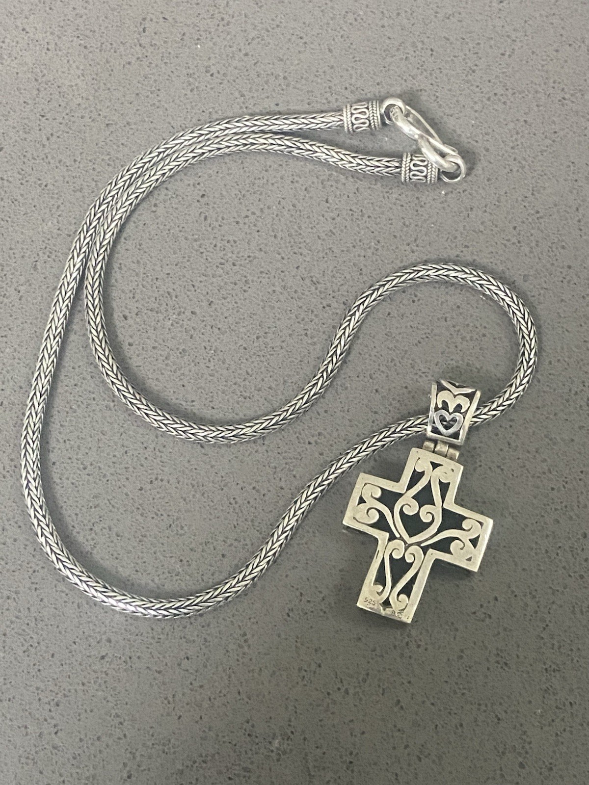 Sterling Silver Byzantine Chain W/Cross Pendant 40g