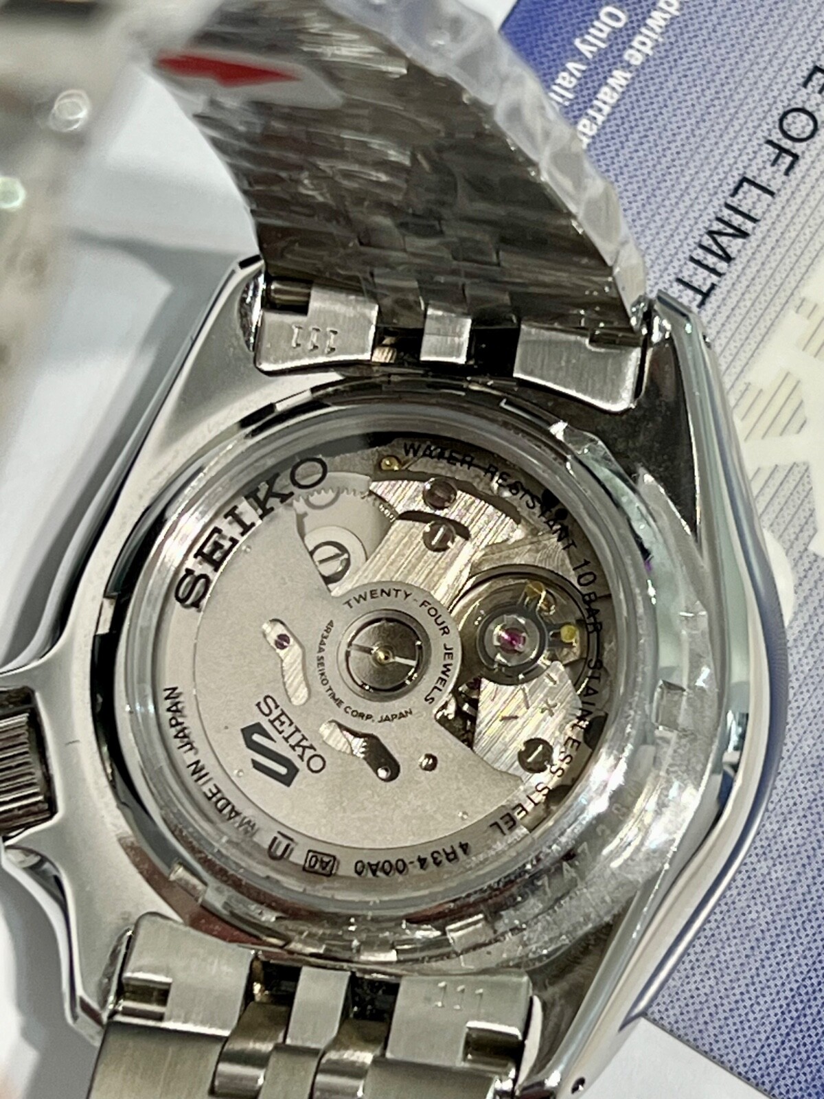 Seiko GMT “Yellow Dial” – SSK017K1 – Limited Edition – Never Worn