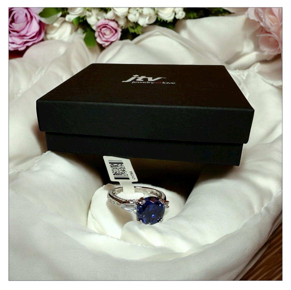 BBJ Bangkok Ratnaraj Jewelers Sterling Silver 8.85ctw Blue/White CZ Ring, Size 8