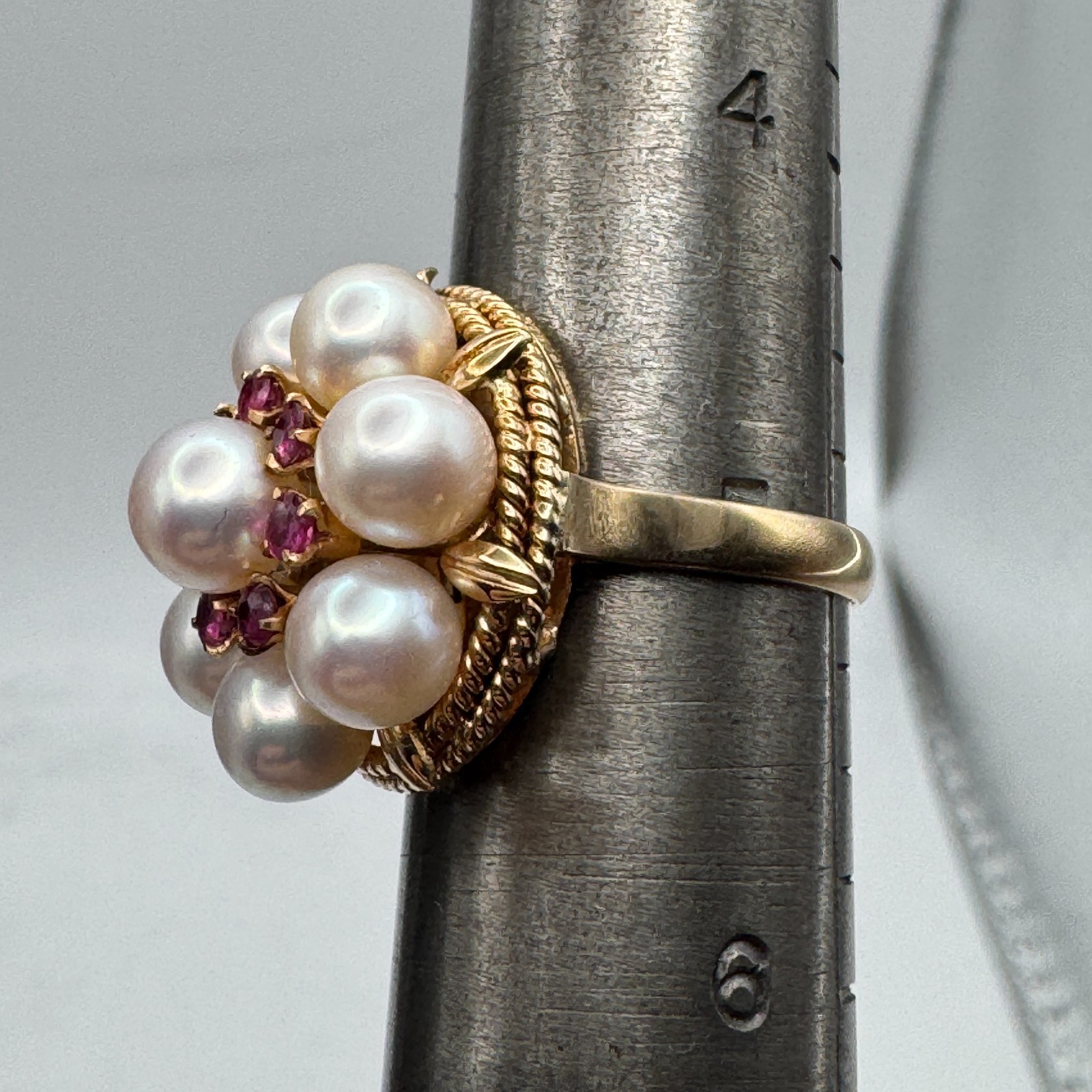 Solid 14k Gold Ring with Pearls and Rubies / Size 5 / 18.44 mm Wide / 6.88 Grams