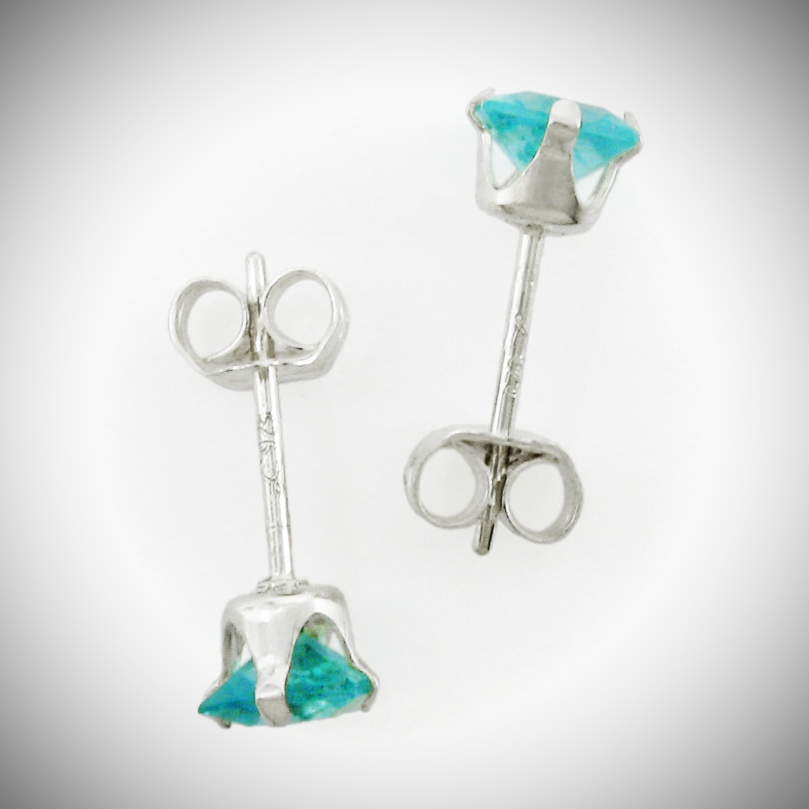 4mm Square CZ Aquamarine Blue Post Earrings in SOLID 925 Sterling Silver – NEW!