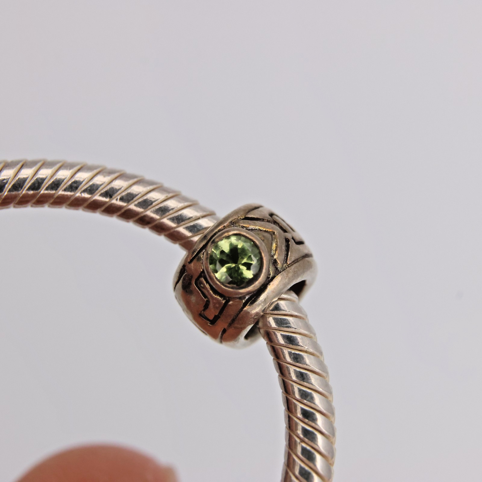 Pandora 925 Sterling Silver ALE Sparkling Green Round Stone Eternity Charm