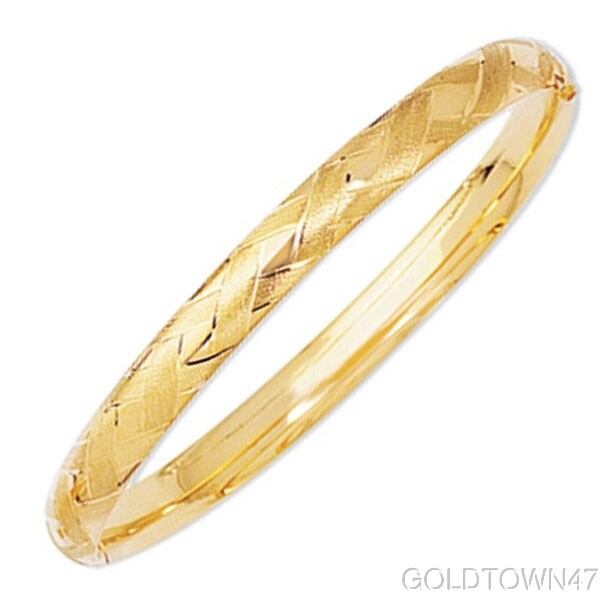 14k Yellow Gold Textured Sparkle Bangle with Diamond Shape Pattern with Clasp