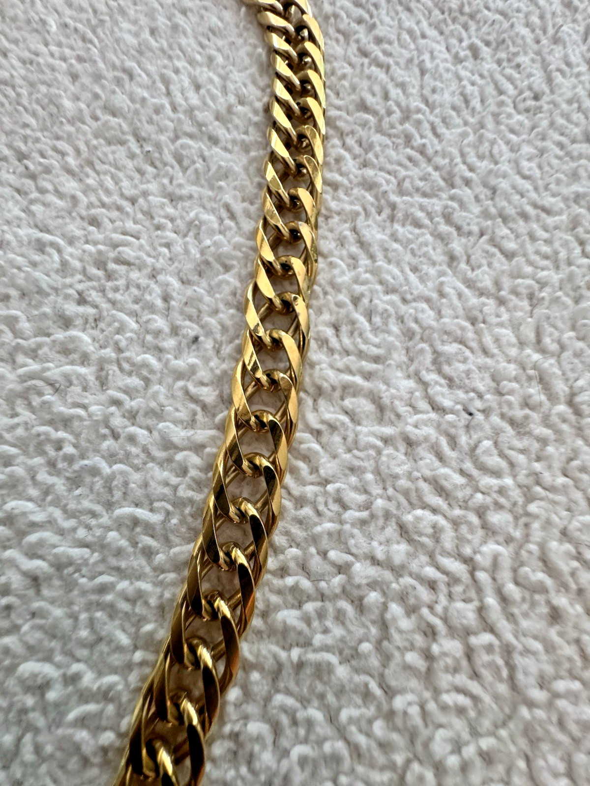 Vintage 65g 24”L Gold Tone Curb Cuban Link Necklace Unmarked Statement Chain