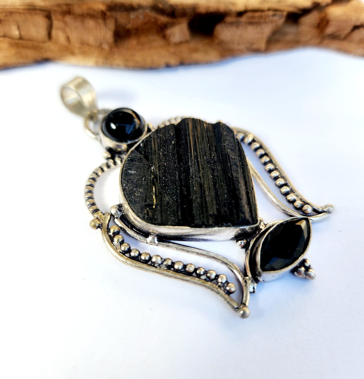 Sterling silver tourmaline & BLACK onyx PENDANT STONE INLAY & CABOCHONS BEZEL