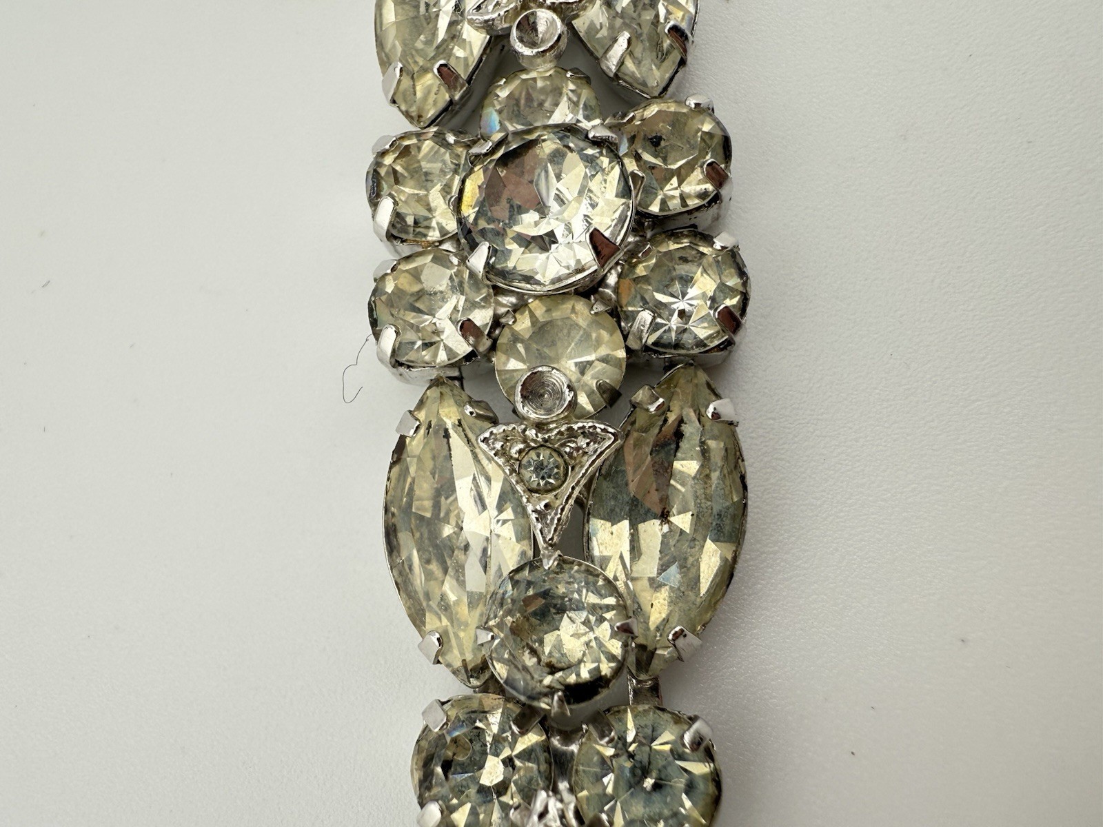 EISENBERG ICE SILVERTONE RHINESTONE 6 3/4” BRACELET AS IS PLEASE READ K138B