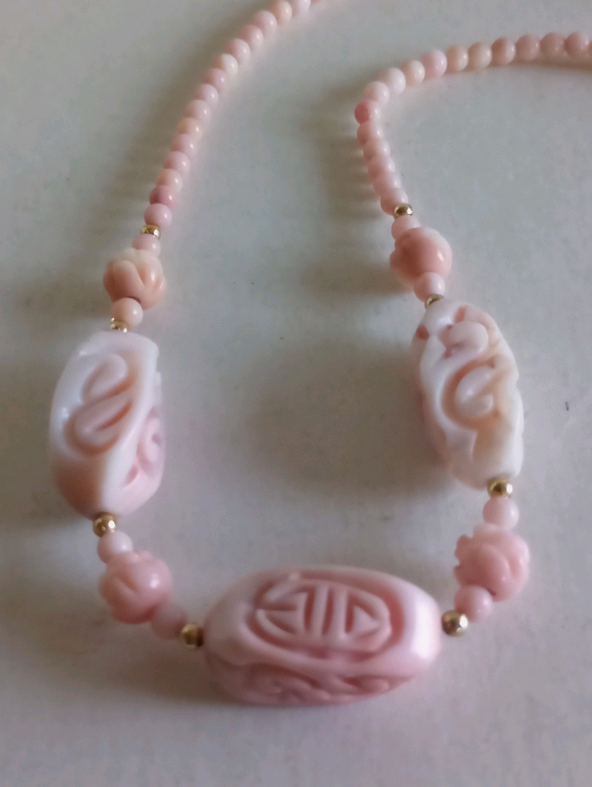 ESTATE CHINESE 14K GOLD CARVED PINK CORAL DRAGON SHOU LOTUS NECKLACE 17.5″ 30GR
