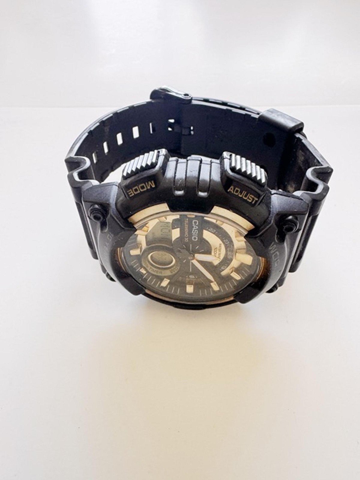 Casio Telememo 30 World Time Men’s Watch 45mm Black Gold Running