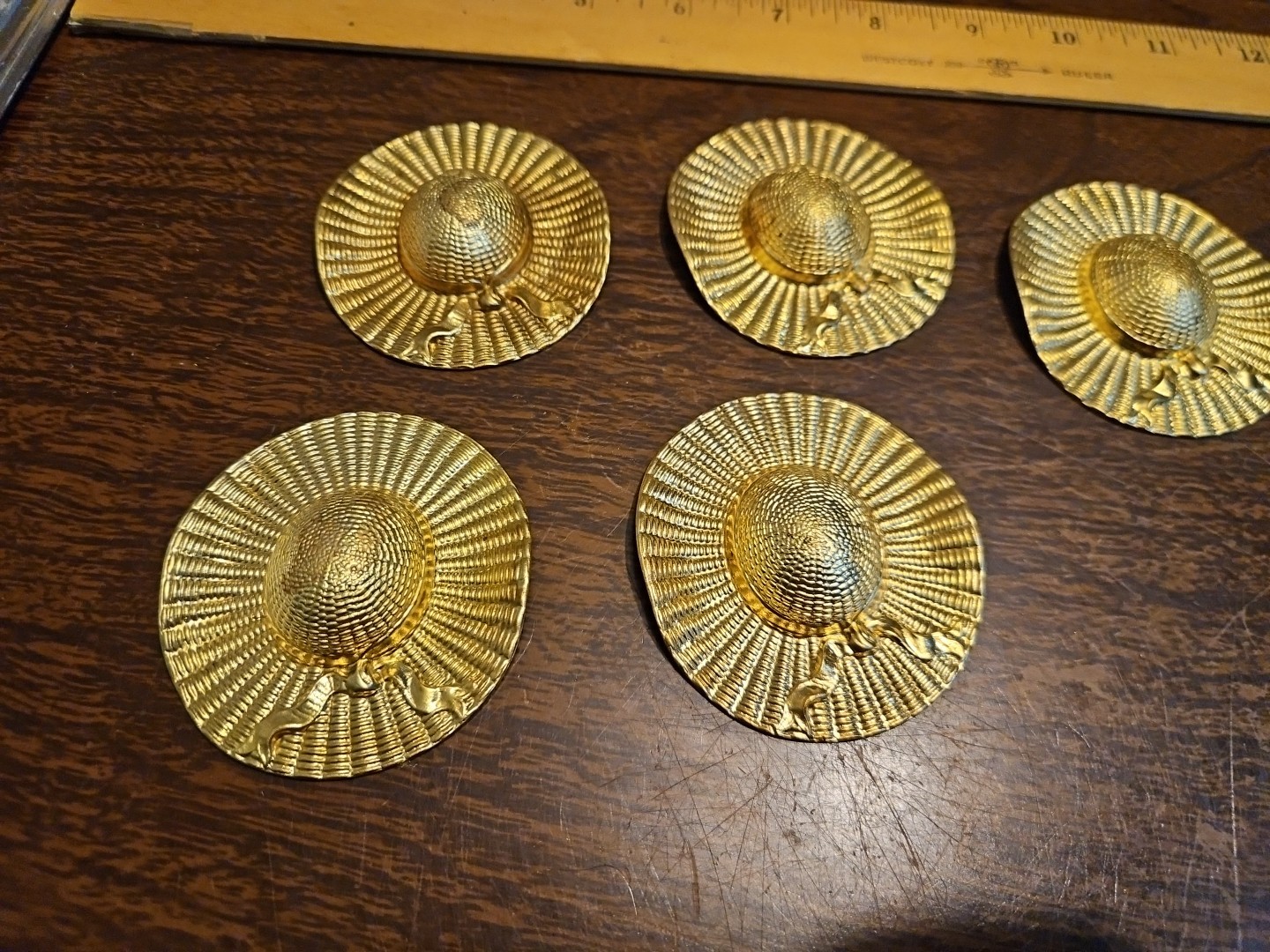 Lot Of 5 Fancy Ladies Hats France Vintage 60s Brass Stampings Findings Jewelry