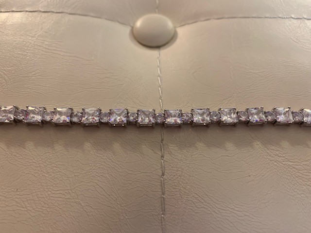 New QVC Diamonique Silver 925 Princess/Square & Round CZ 7 1/2″ Tennis Bracelet