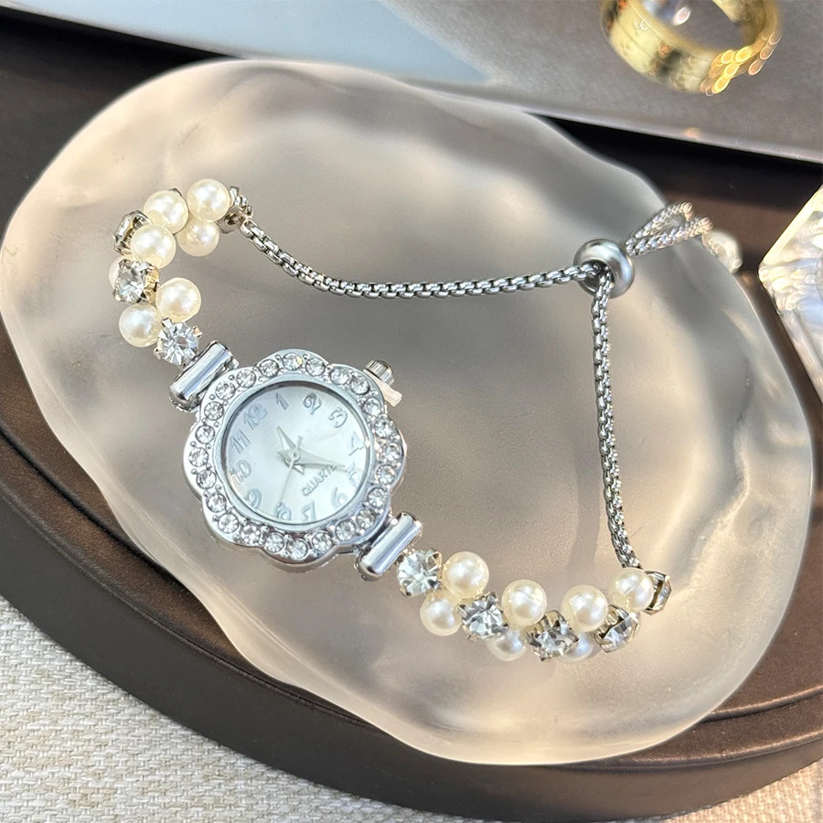 Double-Row Pearl Pull-Open Bracelet Diamond-Encrusted Case Arabic Numeral Scale