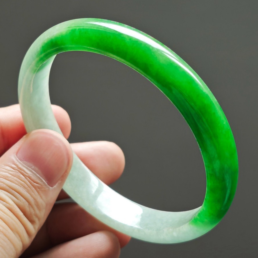 61mm Burma Natural Emerald Icy Green Jade Jadeite Bracelets Jade Bangle 4021