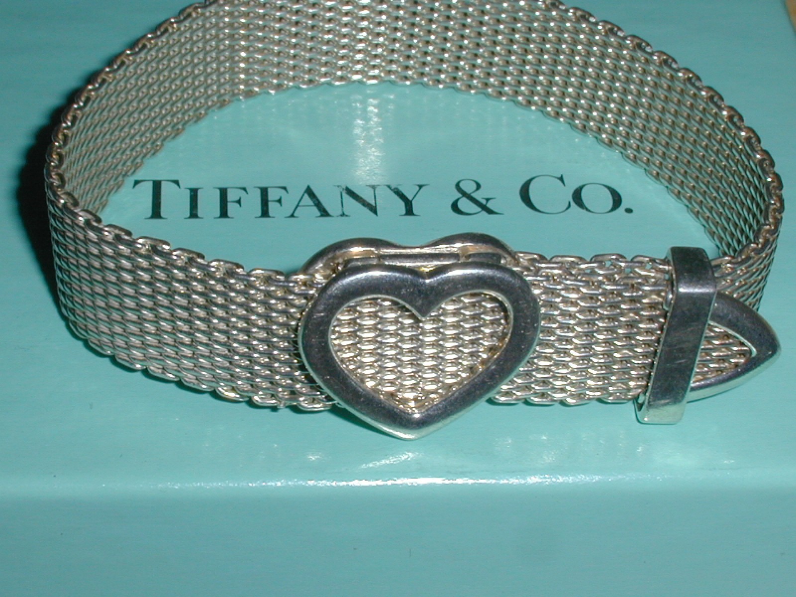 TIFFANY & CO STERLING SILVER SOMERSET MESH BUCKLE BRACELET W/ HEART- 7″ !