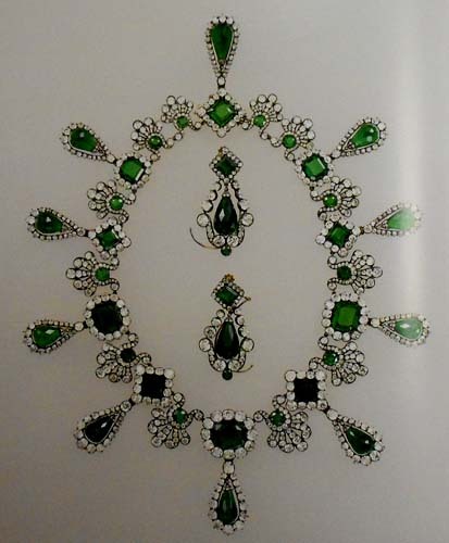 Van Cleef & Arpels Jewels Aga Khan Romanov Napoleon Liz Taylor Marlene Dietrich