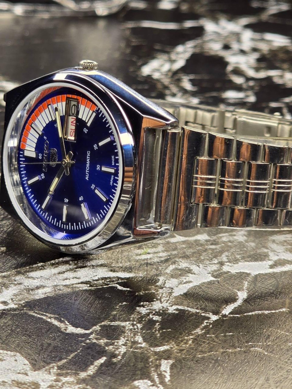 Vintage Refurbished Seiko Automatic Blue Day/Date Men’s Wrist Watch 36MM