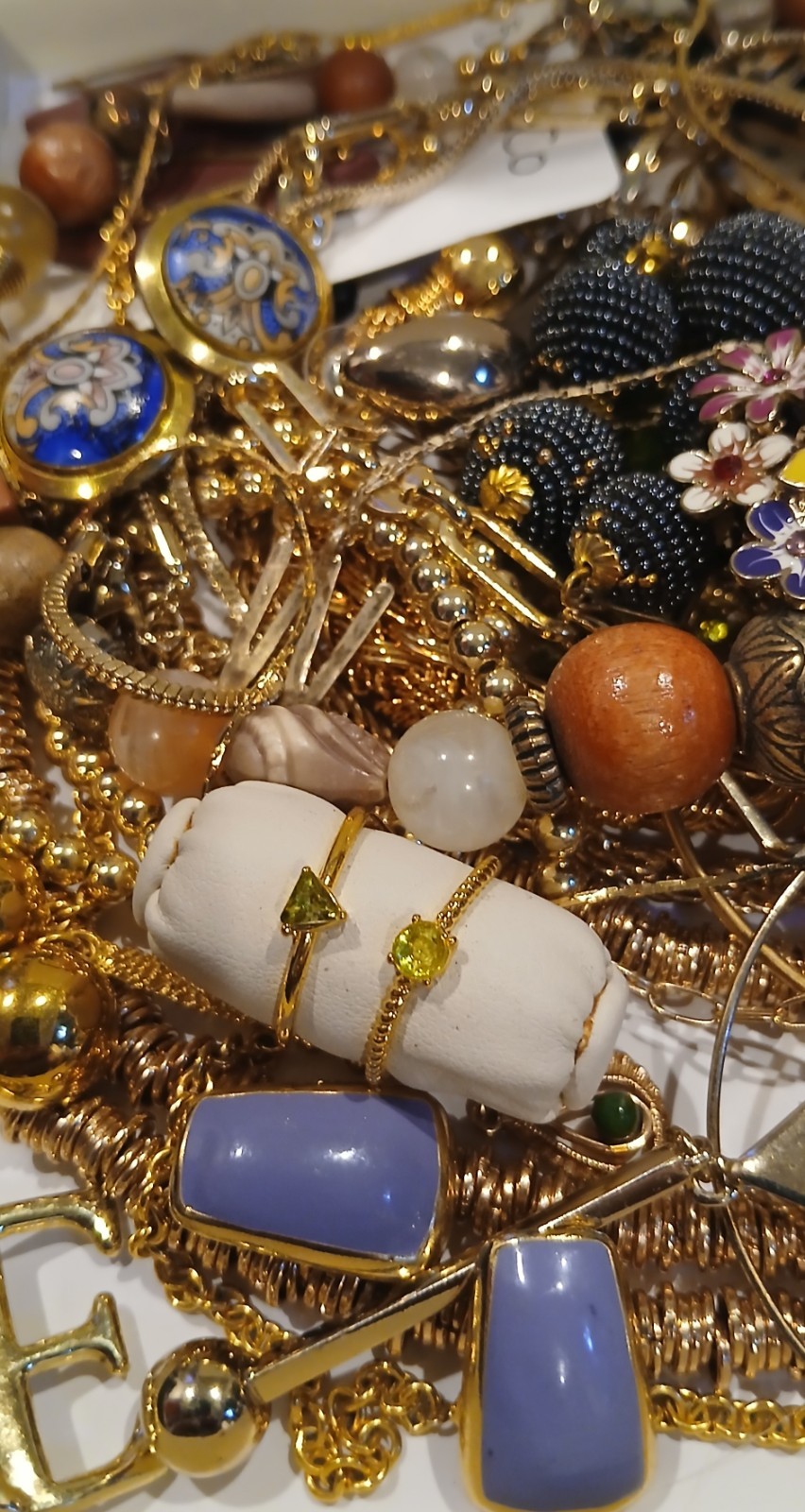Amazing Gold-tone Mixed Jewelry Lot