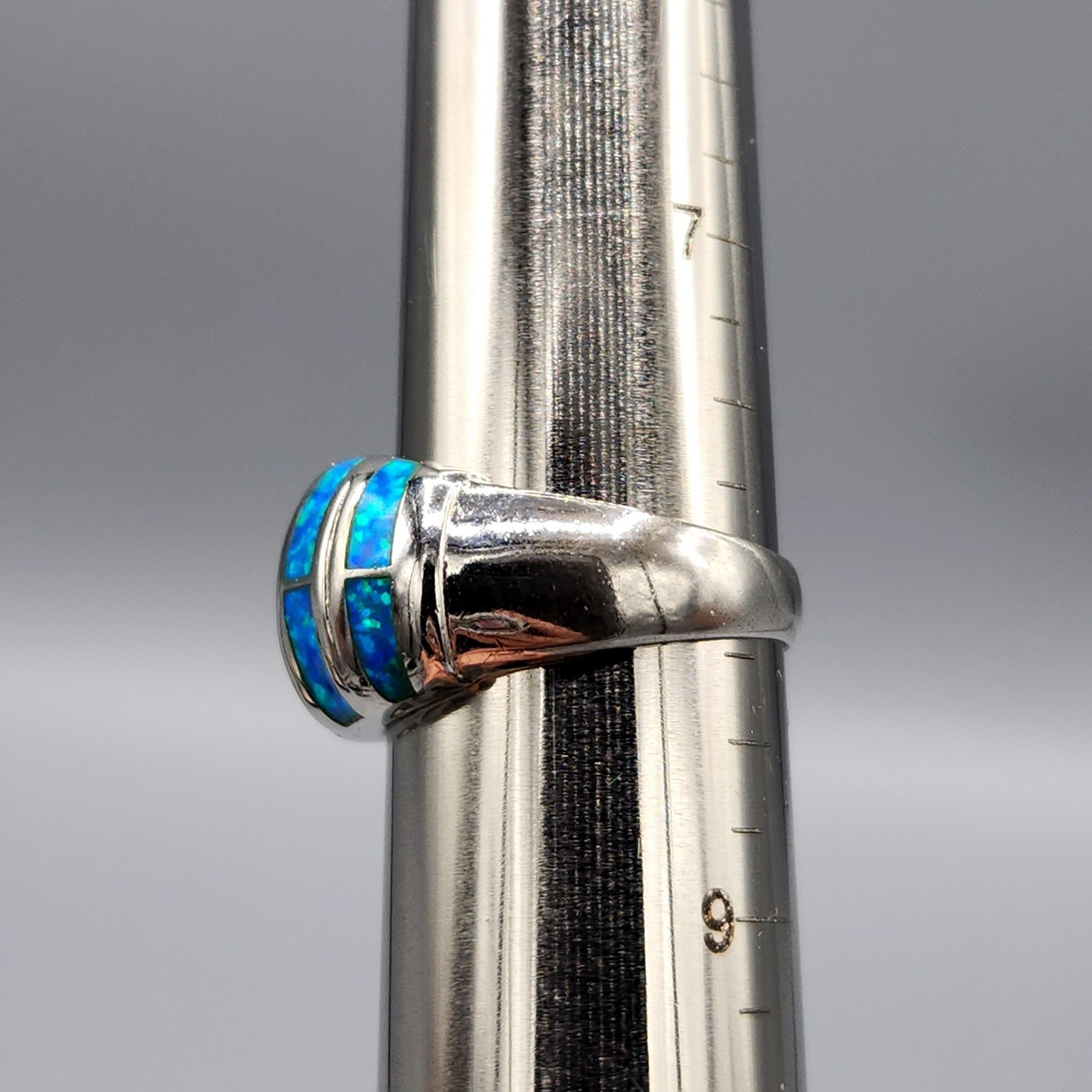 Sterling Silver Blue Lab Opal Inlay Domed Bezel Ring Size 8 5.5g