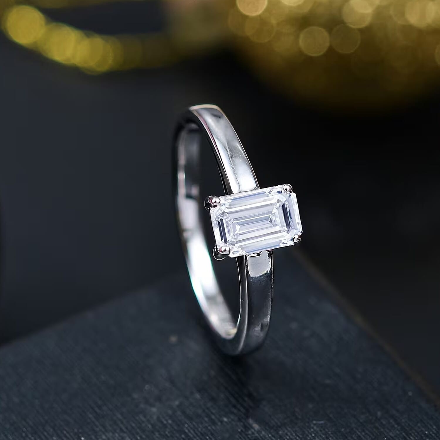 IGI Certified Lab Grown Diamond E-F VS 1.00 ctw Ring in 10K White Gold Size 9.0