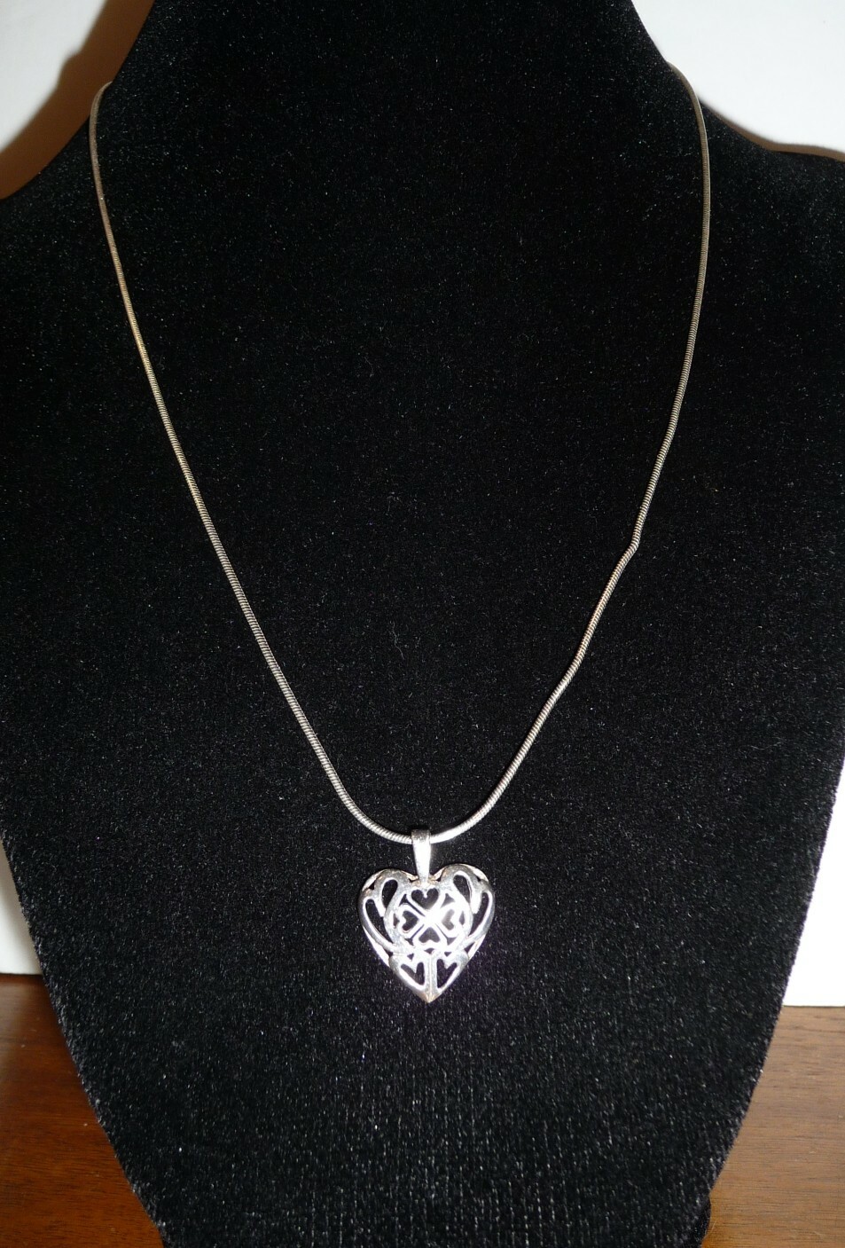 925 Sterling Silver Openwork Hearts 5/8″ Pendant, 18″ Italy Snake Chain, 5.3 g