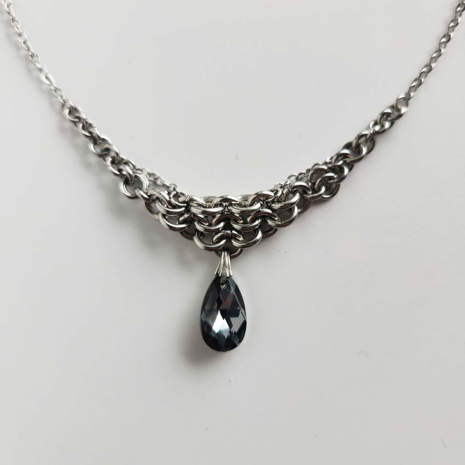Vintage Victorian style black crystal necklace handmade with stainless steel