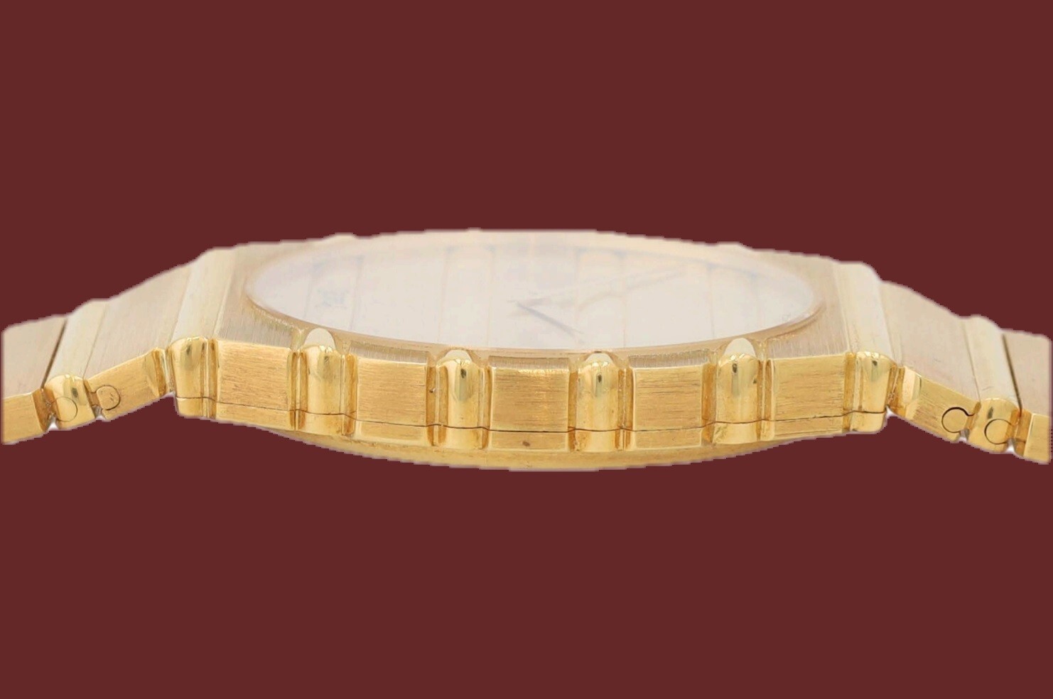 Piaget Polo 18k Gold Men’s Watch – 7661 C701 Original Case and TGS Certification