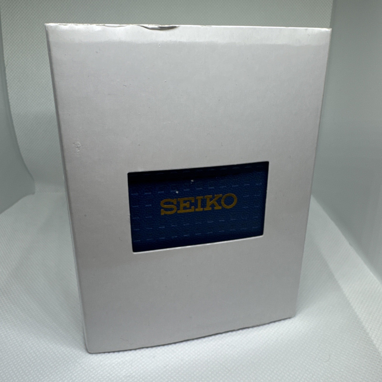 Seiko Mens Adventure Solar Classic Casual Watch – SSC081