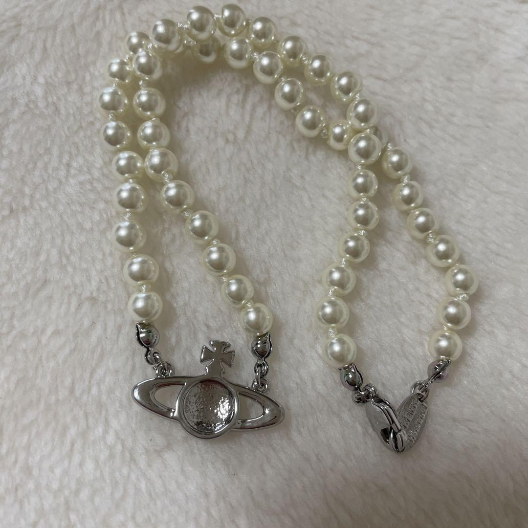 Vivienne Westwood Necklace Pearl Choker Mini Bas relief Silver w/Pouch NO BOX