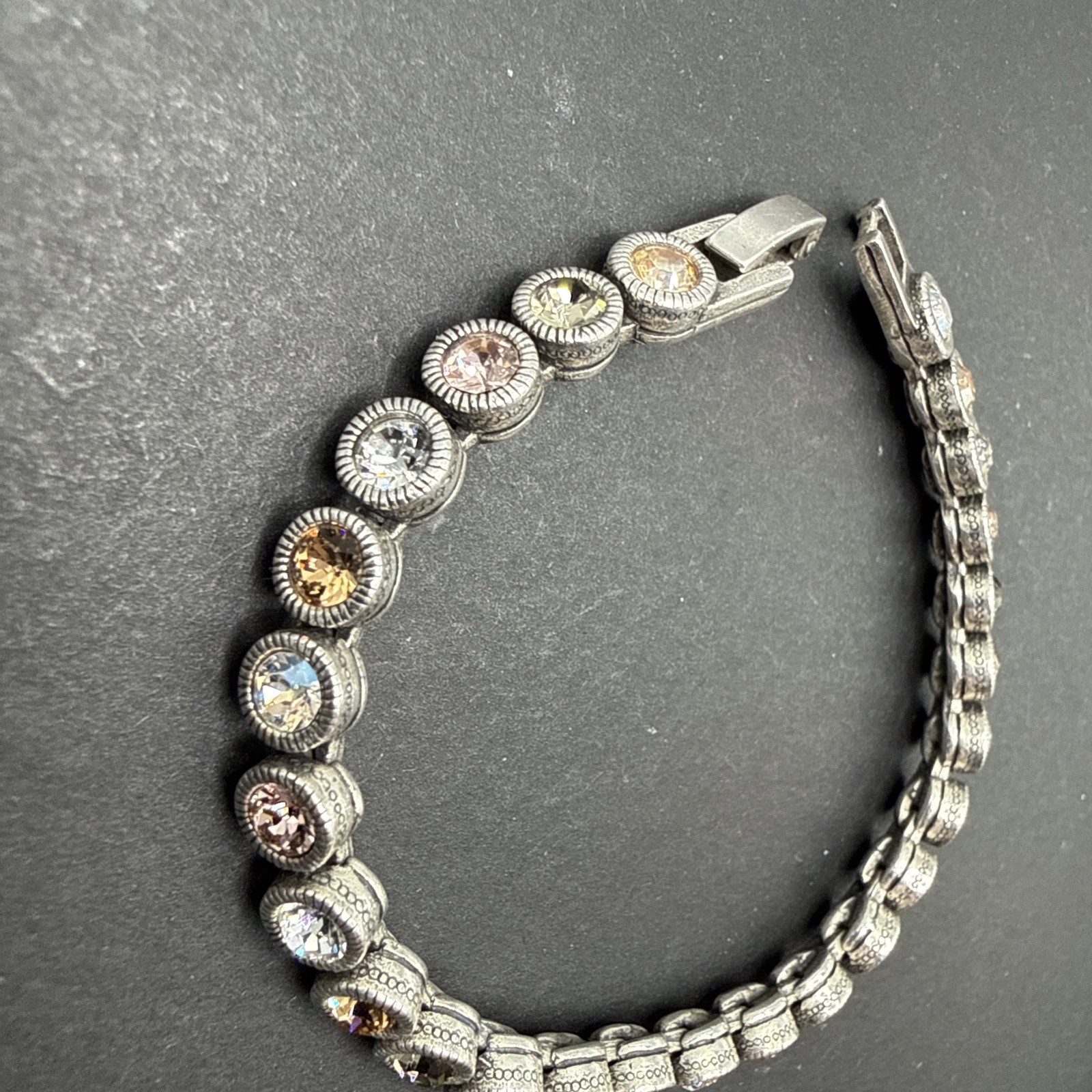 PATRICIA LOCKE Signed Game Set Match Bracelet Colorful Silver Tone 7” C11