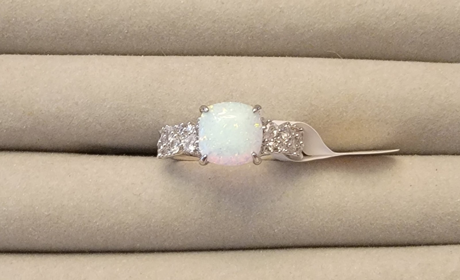 Jewel Bomb Party Ring Size 7 Shimmering Bliss OG Opal With Rodium Plating