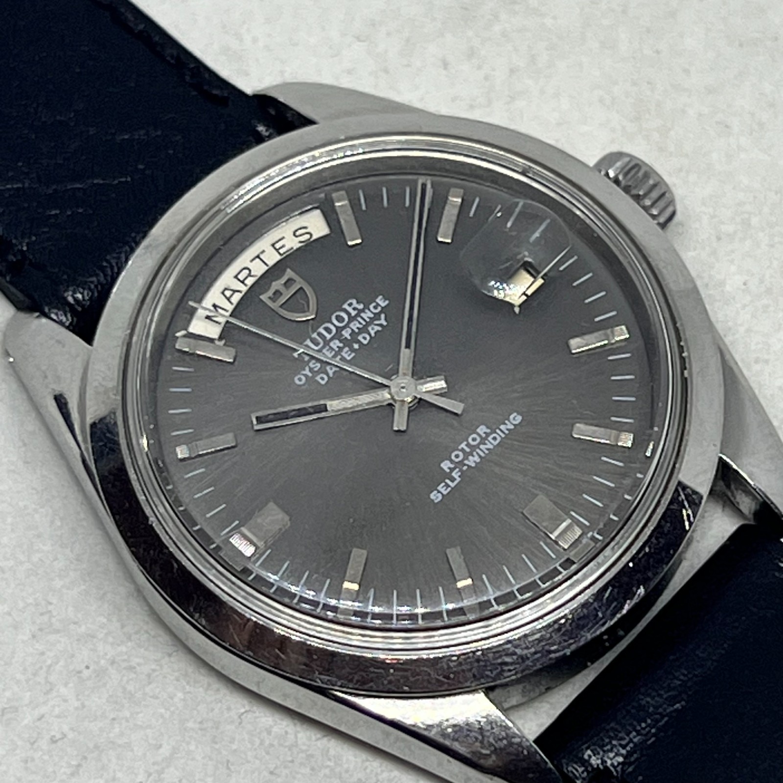 VINTAGE TUDOR JUMBO DAY DATE REF 7017/0 AUTOMATIC 38 MM GREY DIAL FROM 1970