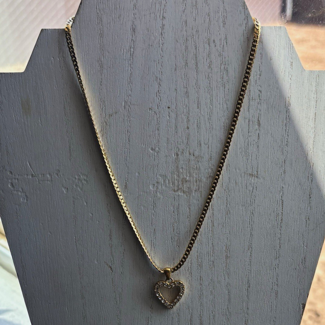 18K Yellow Gold Diamond Heart Charm Pendant Necklace Box Chain Adjustable