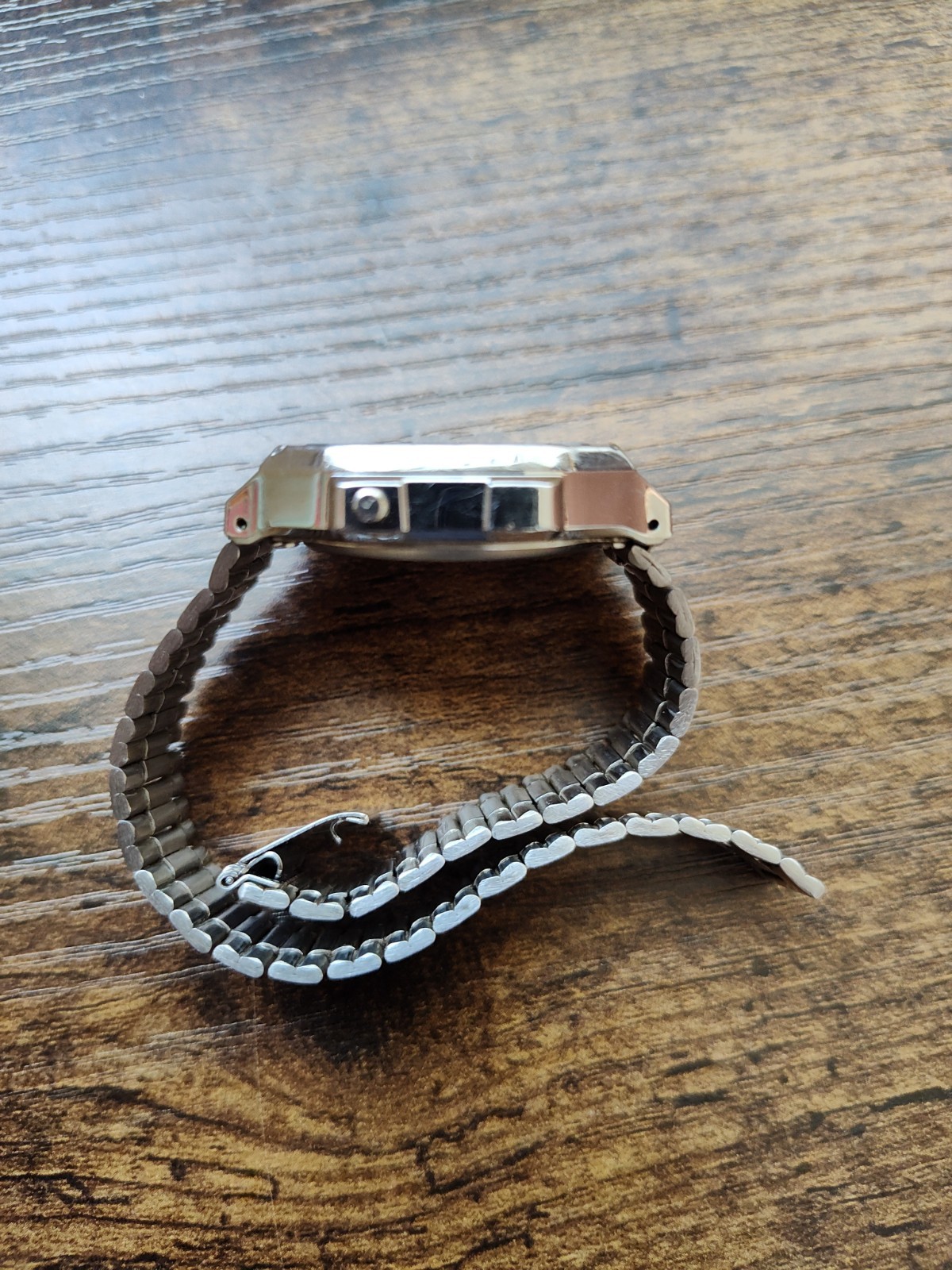 CASIO A168WEC-1EF⎪A168WEC-1⎪Original⎪Vintage ICONIC⎪Retro⎪CAMUFLAJE Gris