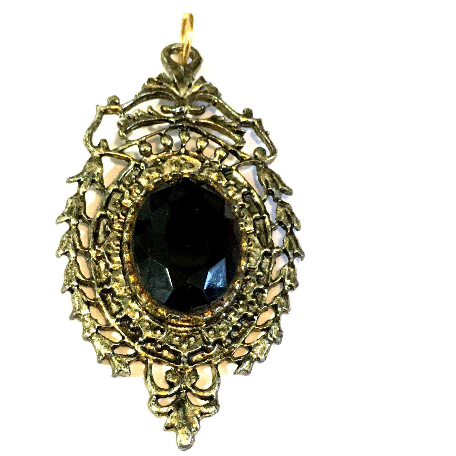 VINTAGE SILVER TONE METAL WORK BLACK GLASS CENTER STONE PENDANT 3 1/8″
