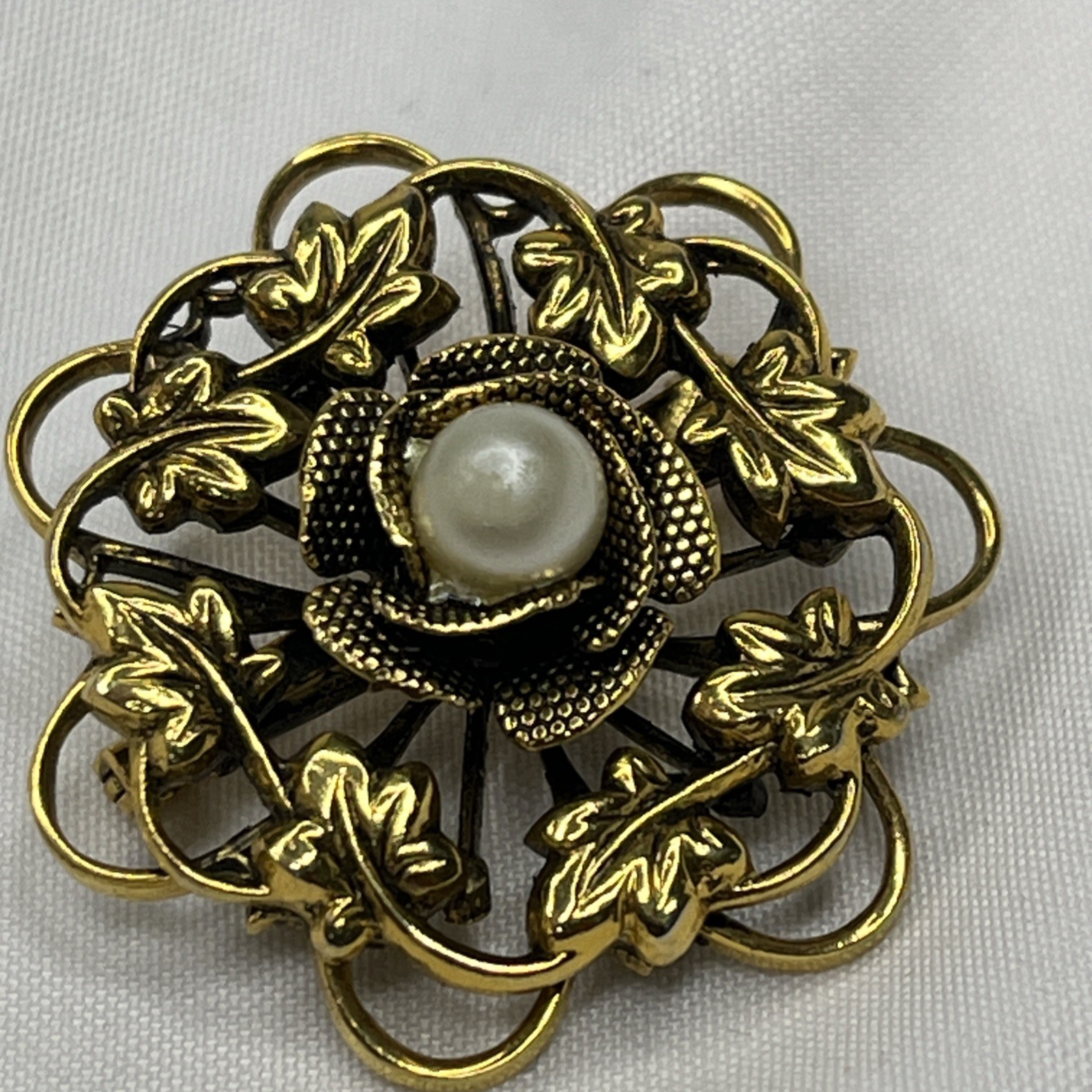 Vintage Wreath Leaves Brooch Singed~Freirich Gold Tone & Faux Pearl Victorian