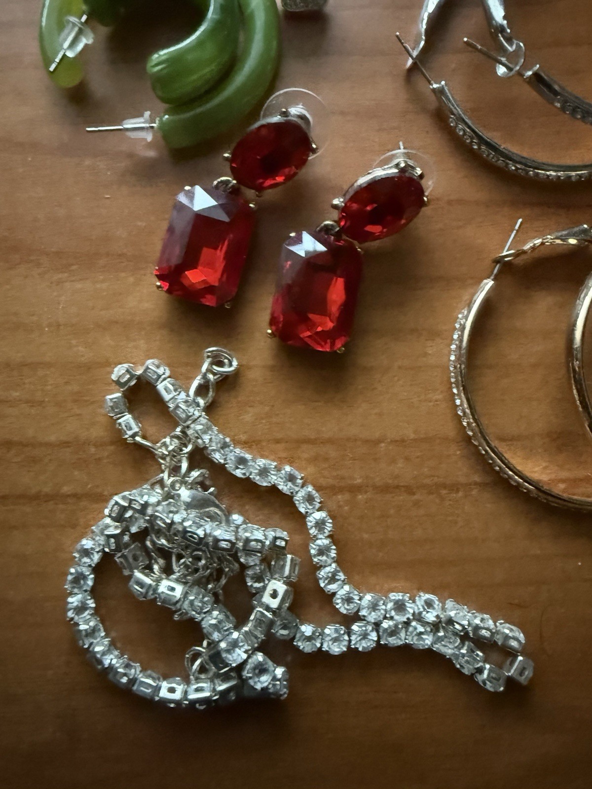 Lot 35+ Modern FASHION JEWELRY Rings, Necklaces, Earrings All Wearable!!