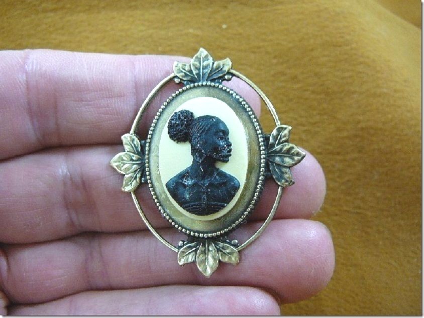 (CA10-26) RARE African American LADY black + white CAMEO Pin Pendant JEWELRY