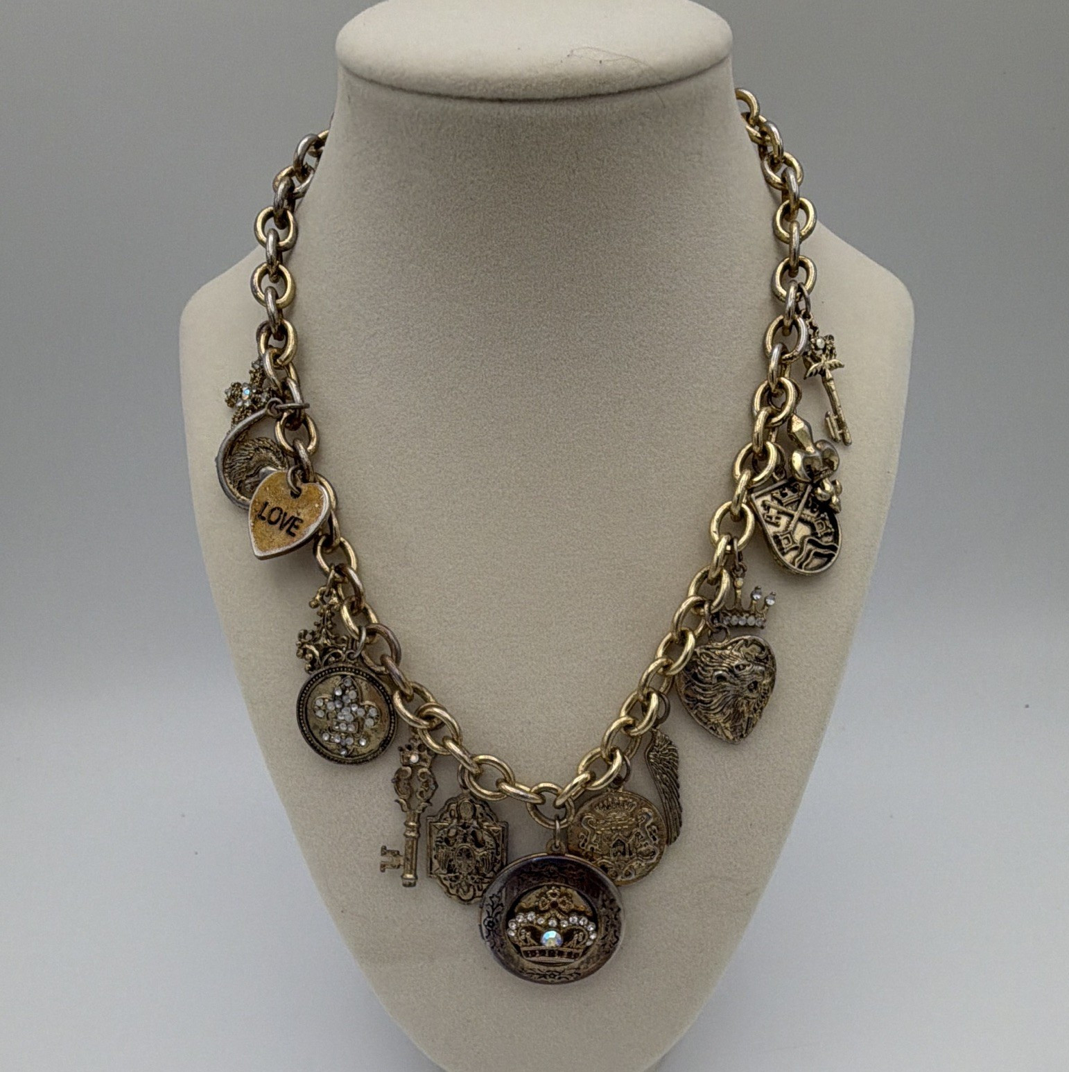 Gold Tone Cable Chain Crown Medallion Crystal Charm Necklace 20-22 inches
