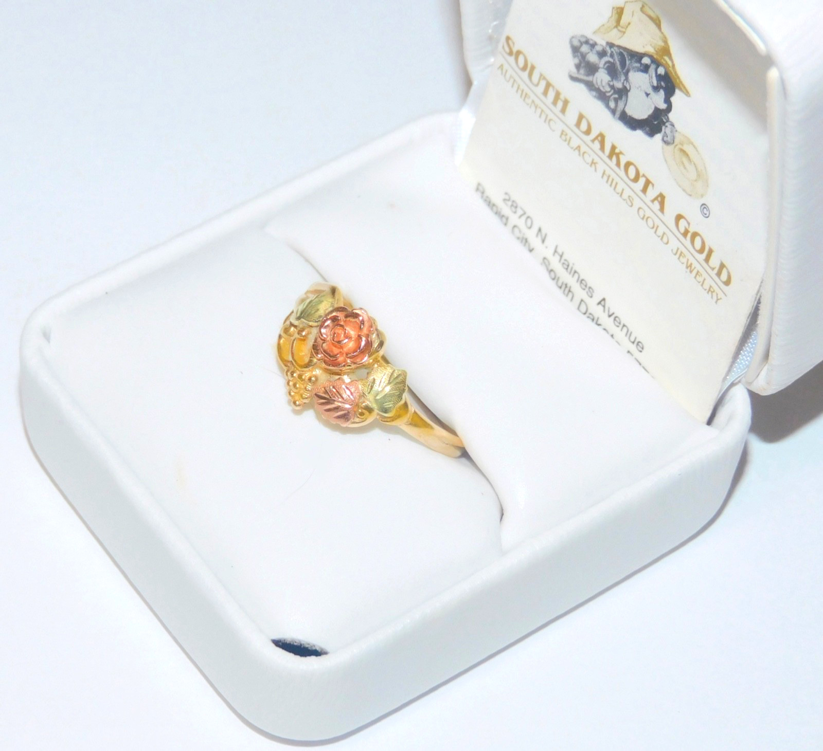 Black Hills Gold 10k Dakota Rose Leaves Ring Size 8 1/2