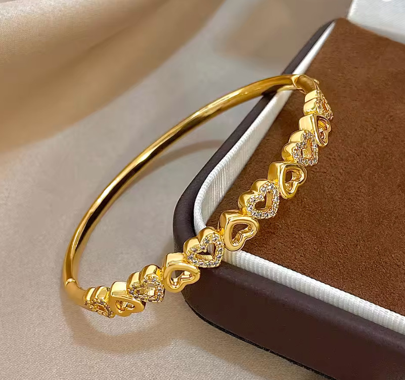 Gold Plated Zircon Heart Cuff Bracelet Copper Stackable Bangle for Women