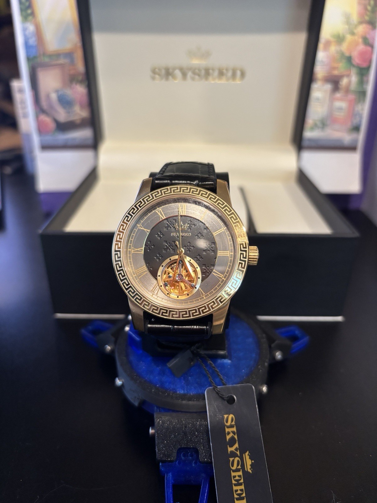 SKYSEED Black Leather Band Men’s Analog Wristwatch Black Dial Gold Case Box