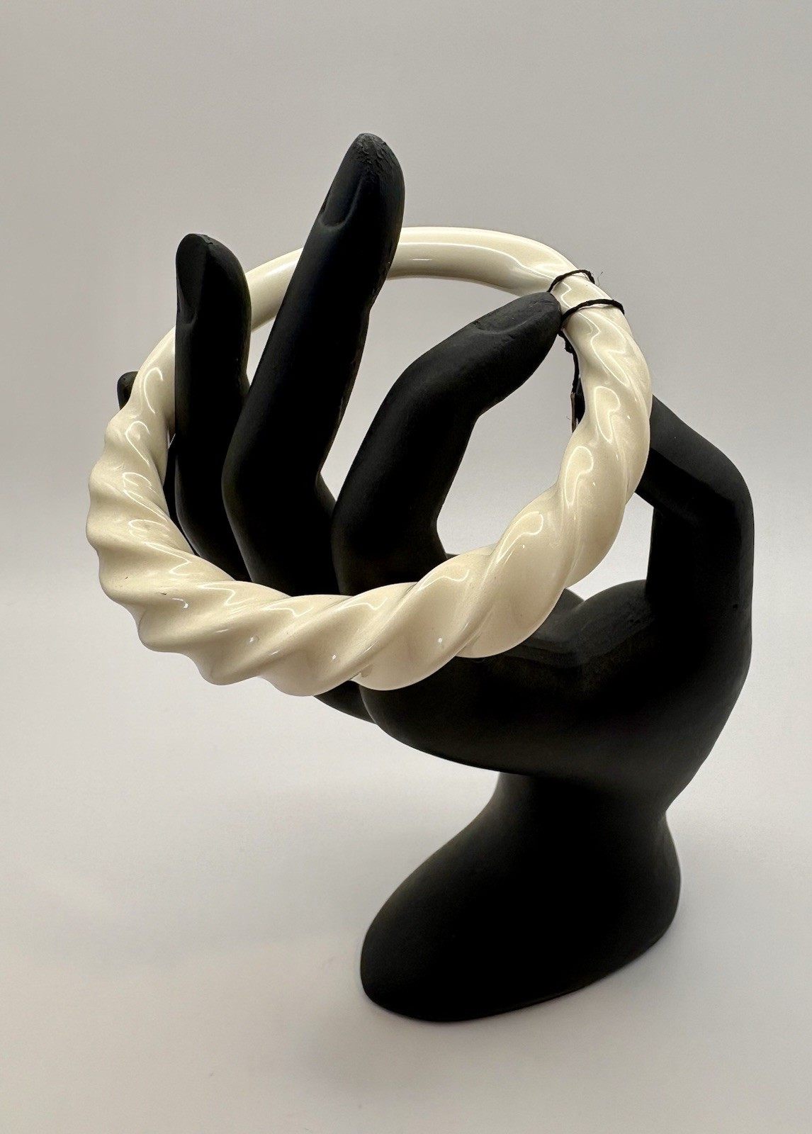 Vintage Trifari Ivory Twisted Bangle Bracelet Lucite Resin NOS USA Signed Tag