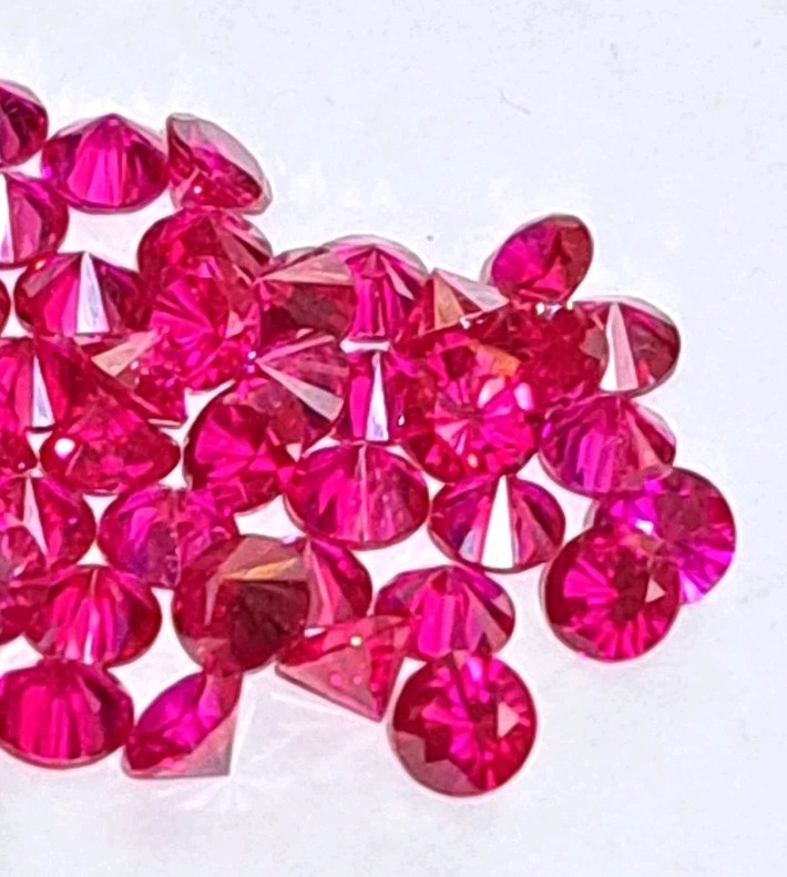 10 Pieces 6.5 mm Round Ruby Color Synthetic CZ Cubic Zirconia Loose Stones