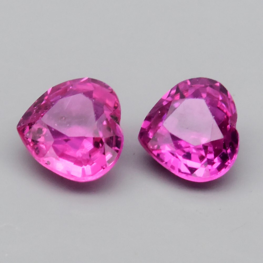 Pair 2pcs/0.60ct t.w Heart Unheated Pink Sapphire Gemstone, Mozambique